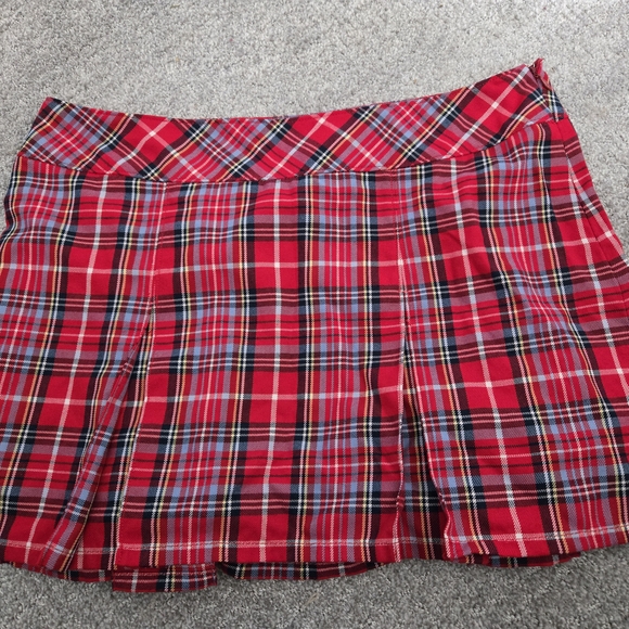 Abercrombie & Fitch Dresses & Skirts - Vintage 2000s Abercrombie & Fitch Red Plaid Pleated Skirt Size 10